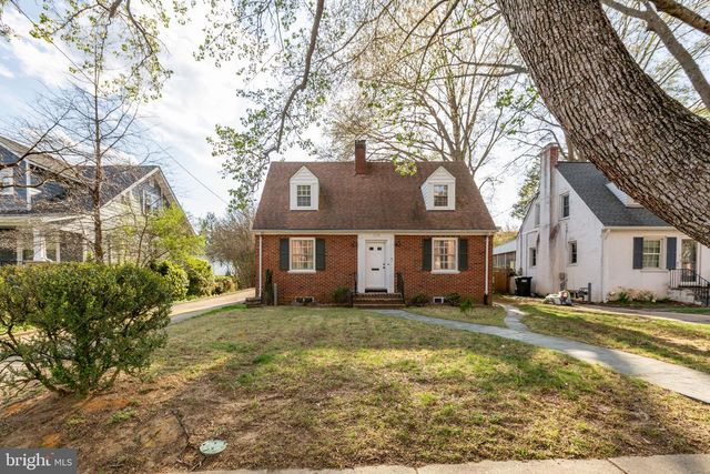 1110 COLLEGE AVE, Fredericksburg, VA 22401