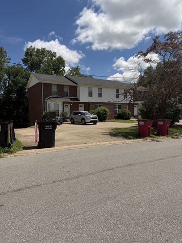 1244 Parkway Pl, Clarksville, TN 37042