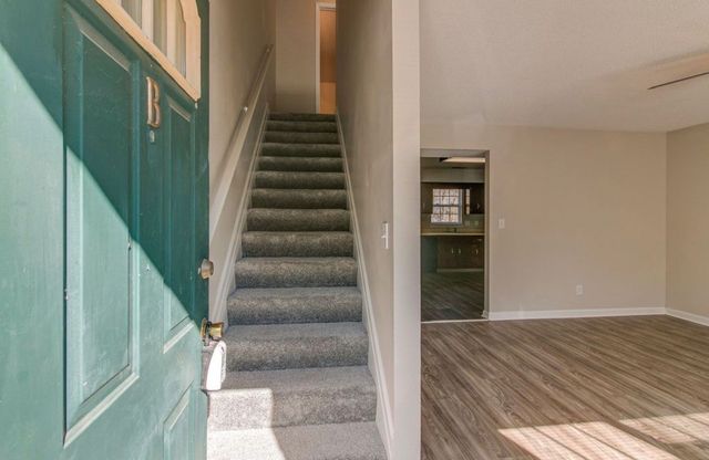 1244 Parkway Pl, Clarksville, TN 37042