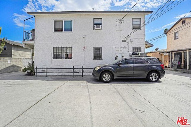 837 W 85th Street, Los Angeles, CA 90044