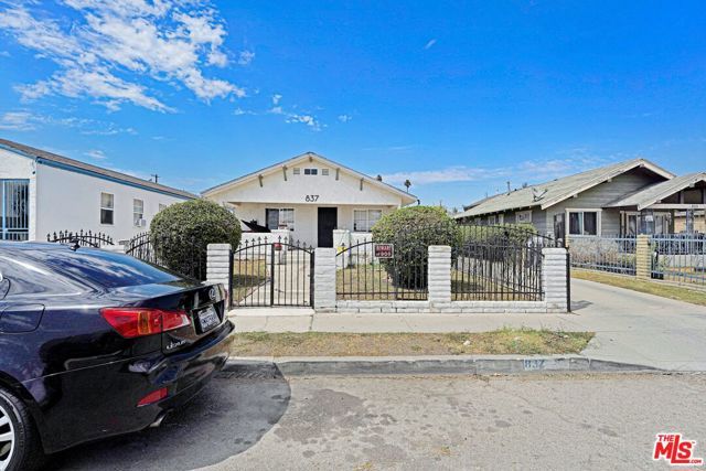 837 W 85th Street, Los Angeles, CA 90044