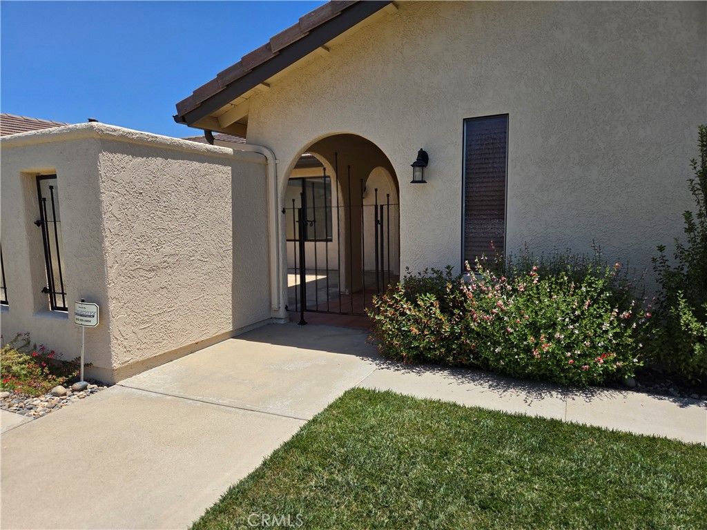 Image 4 of property listing at 608 Marian Drive, Santa Maria, CA 93454