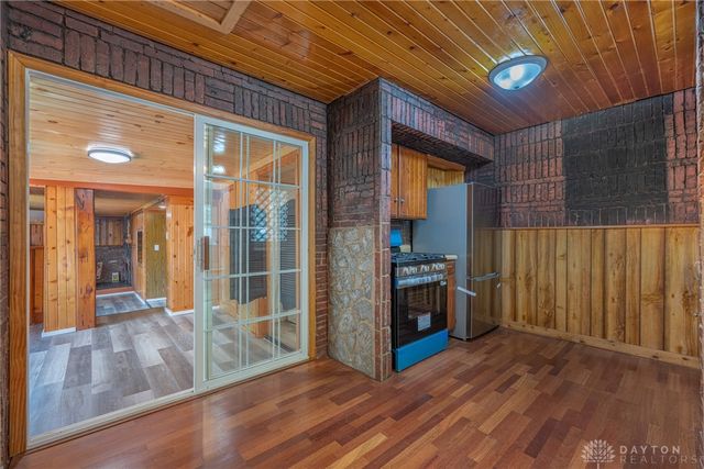 5374 Pickford Drive, Dayton, OH 45432
