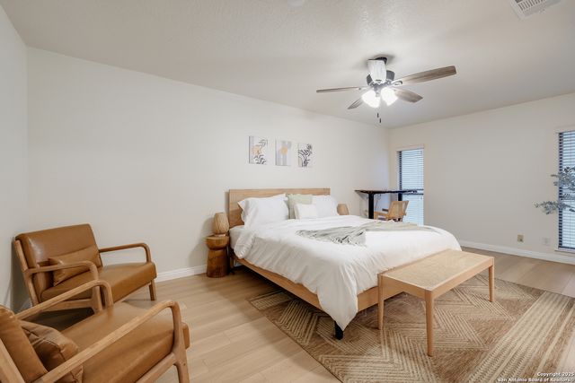 1009 Victoria Crossing, San Antonio, TX 78245