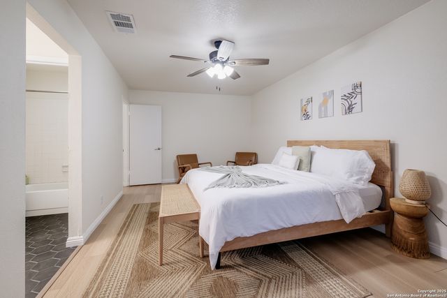 1009 Victoria Crossing, San Antonio, TX 78245