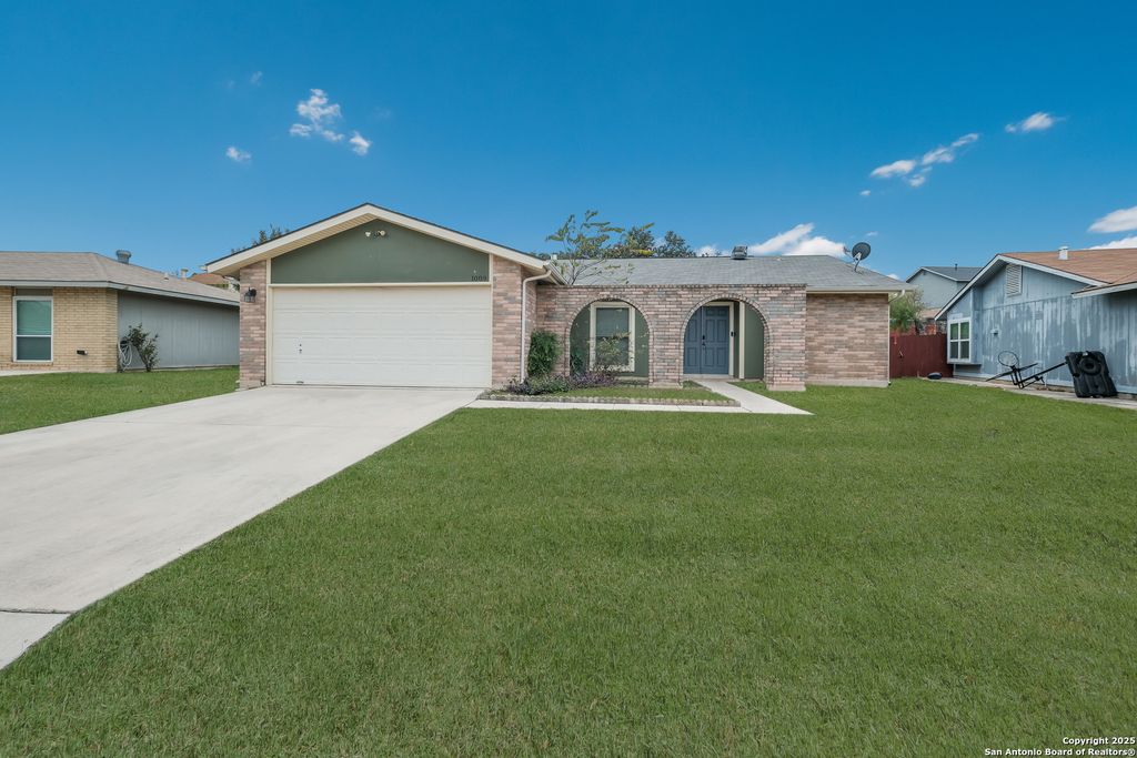 1009 Victoria Crossing, San Antonio, TX 78245