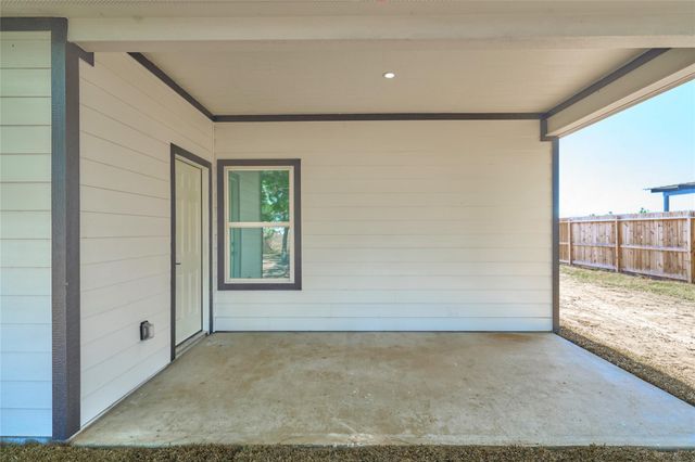 1398 Road 5607, Cleveland, TX 77327