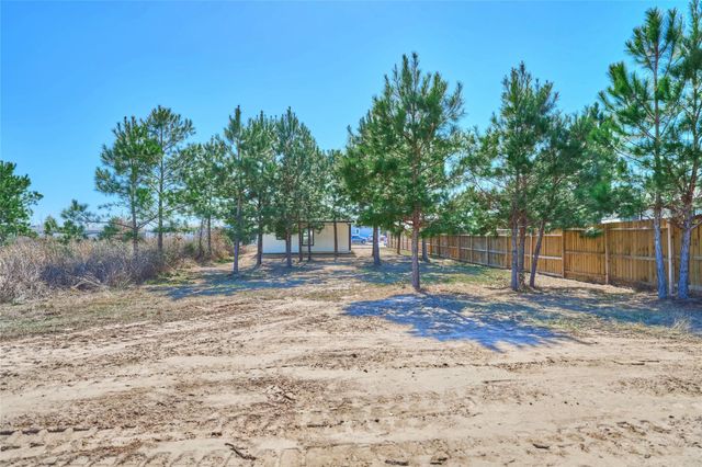1398 Road 5607, Cleveland, TX 77327