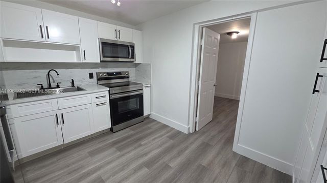 6616 Raleigh St 1, Hollywood, FL 33024