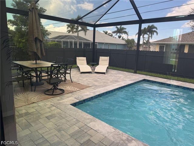 5014 SW 16th PL, Cape Coral, FL 33914