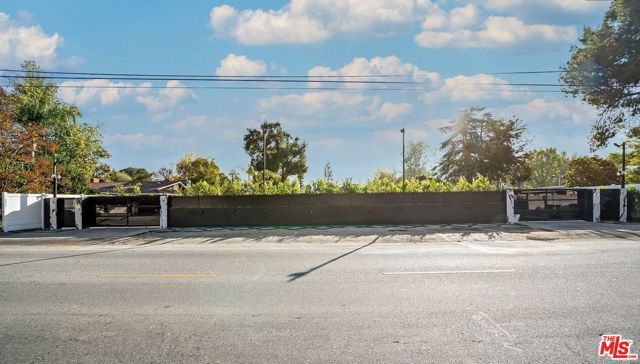22616 Oxnard St, Woodland Hills (los Angeles), CA 91367