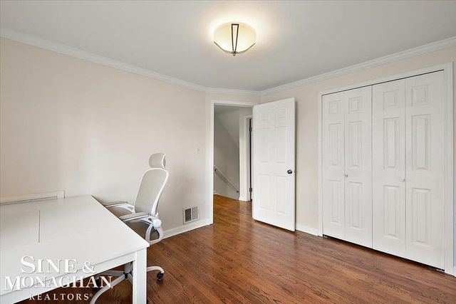 23011 Gary Lane Road, St Clair Shores, MI 48080