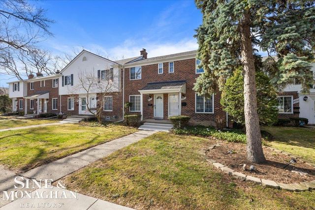 23011 Gary Lane Road, St Clair Shores, MI 48080