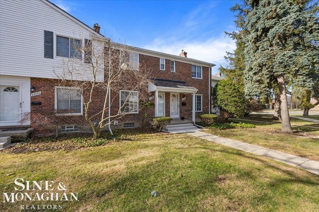 23011 Gary Lane Road, St Clair Shores, MI 48080