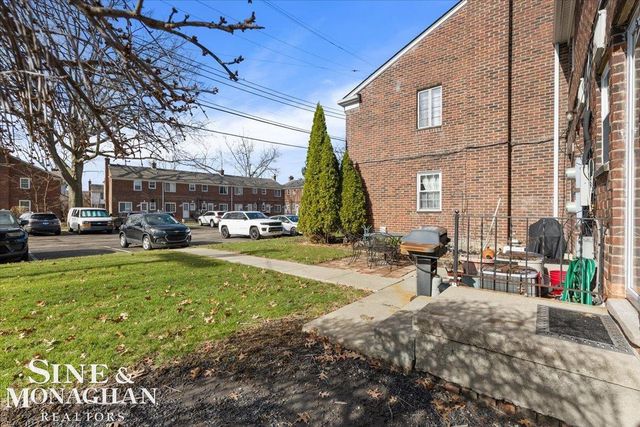 23011 Gary Lane Road, St Clair Shores, MI 48080