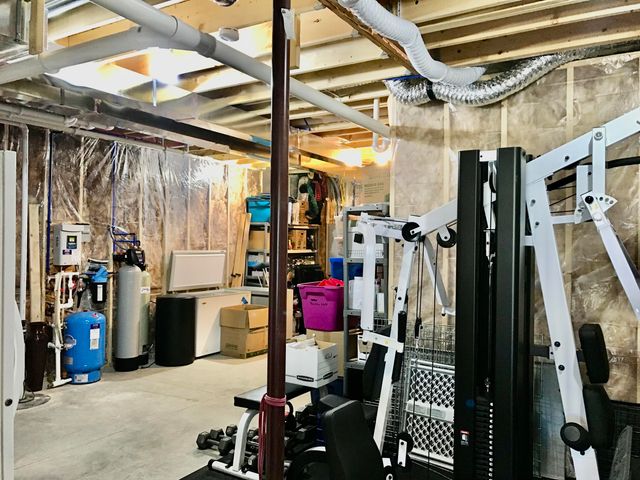 17088 Fawn River Road, White Pigeon Twp, MI 49099