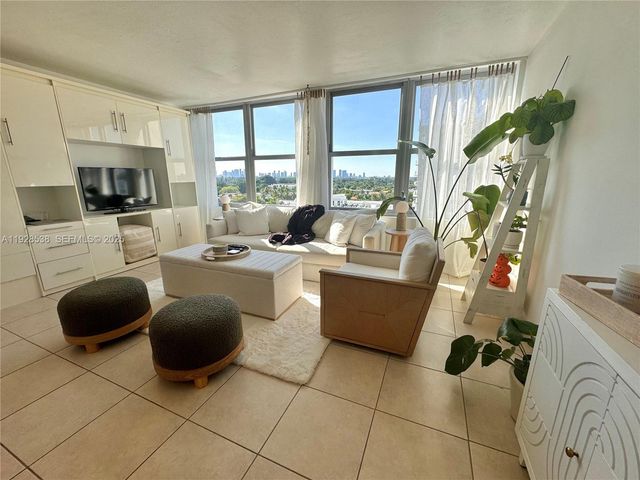 2899 Collins Ave 1004, Miami Beach, FL 33140