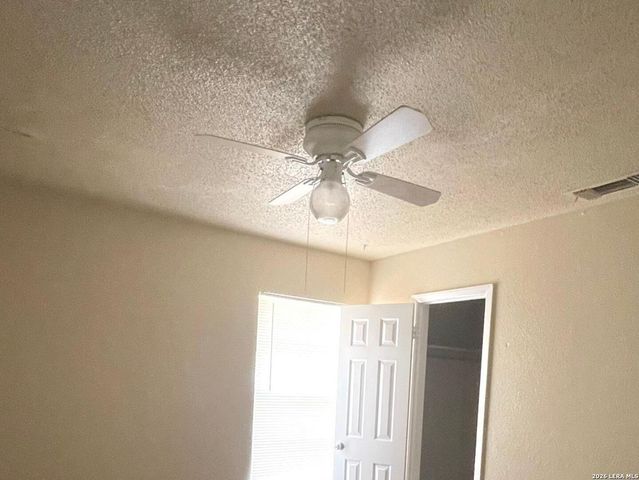 5522 calistoga, San Antonio, TX 78228