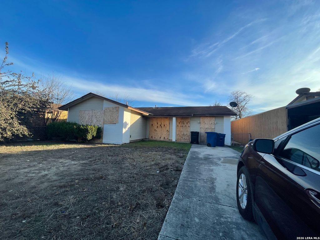 5522 calistoga, San Antonio, TX 78228