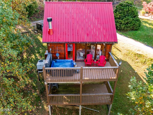 2461 Shady Creek Way, Sevierville, TN 37862