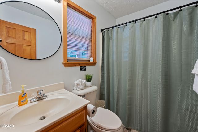 2461 Shady Creek Way, Sevierville, TN 37862