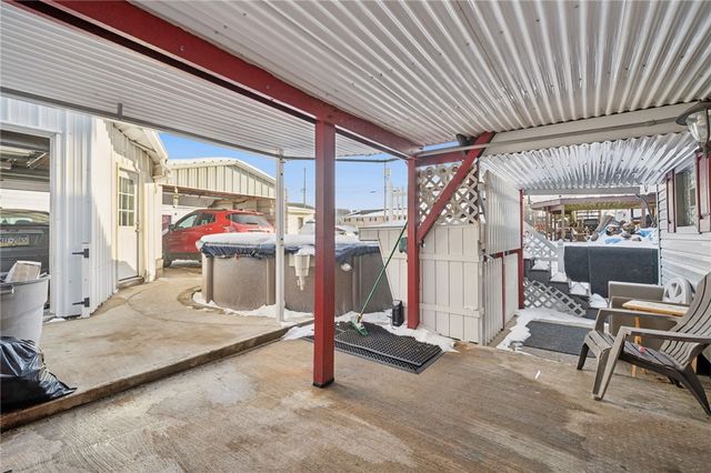 318 S 4th, Youngwood, PA 15697