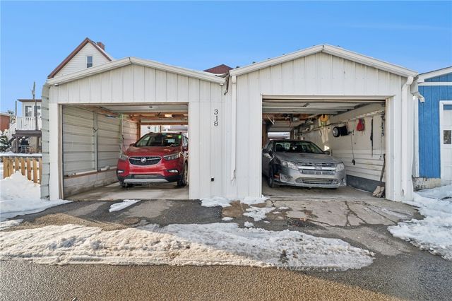 318 S 4th, Youngwood, PA 15697