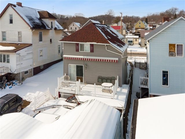 318 S 4th, Youngwood, PA 15697