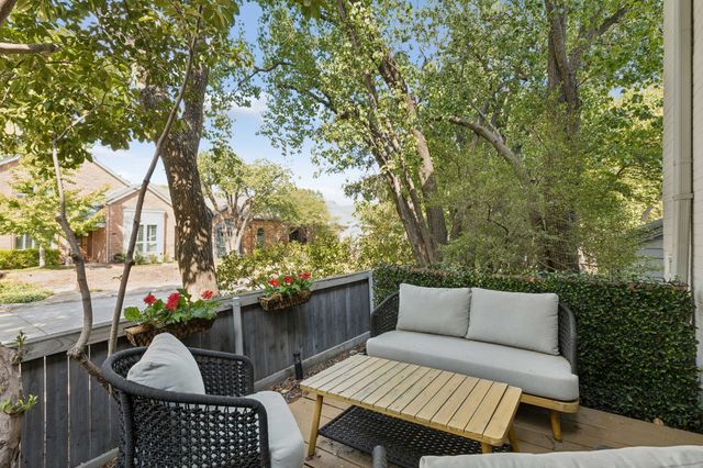 5990 Lindenshire Lane 110, Dallas, TX 75230