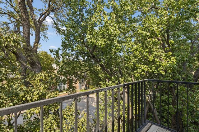 5990 Lindenshire Lane 110, Dallas, TX 75230