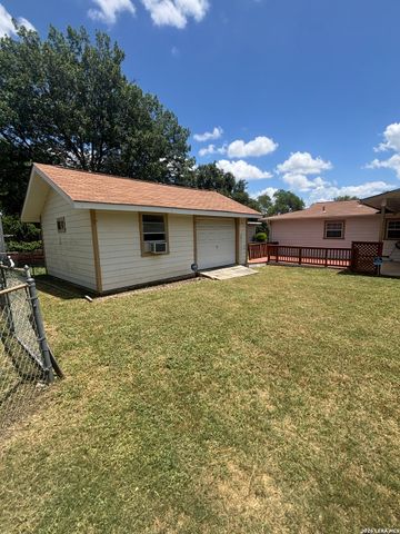 451 Pilgrim Dr, San Antonio, TX 78213