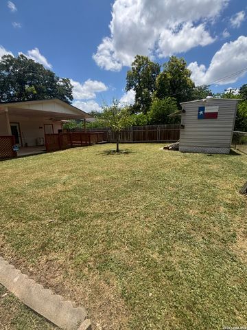 451 Pilgrim Dr, San Antonio, TX 78213