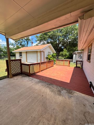 451 Pilgrim Dr, San Antonio, TX 78213
