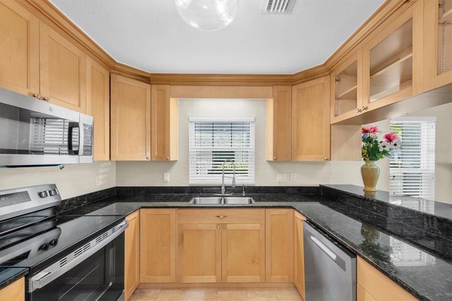 5757 CALAIS BOULEVARD N 2, St Petersburg, FL 33714