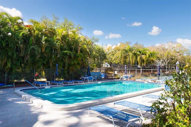 5757 CALAIS BOULEVARD N 2, St Petersburg, FL 33714