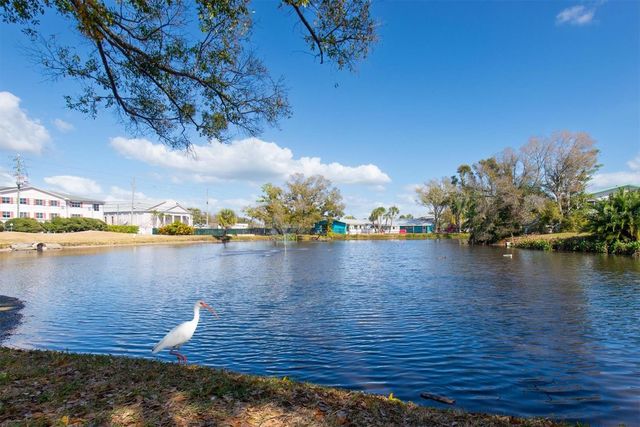 5757 CALAIS BOULEVARD N 2, St Petersburg, FL 33714