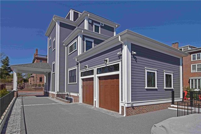 44 North Woods Trail, South Kingstown, RI 02879