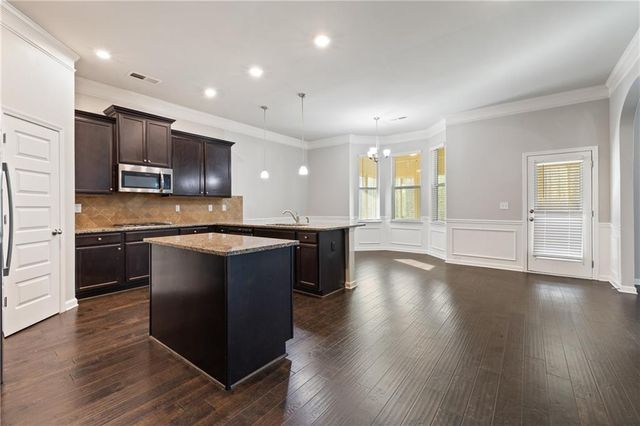 68 Shenandoah Drive, Mcdonough, GA 30252