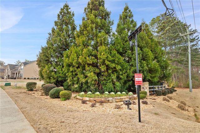 68 Shenandoah Drive, Mcdonough, GA 30252