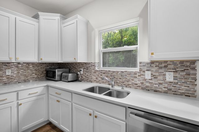 5149 Mclin Drive, Texas Twp, MI 49009