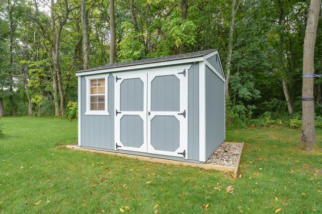 5149 Mclin Drive, Texas Twp, MI 49009