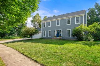 3572 Whispering Oaks Drive, Ann Arbor, MI 48108