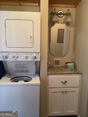 32 Yogi Bear Boulevard, Cleveland, GA 30528