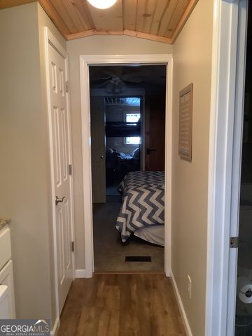 32 Yogi Bear Boulevard, Cleveland, GA 30528