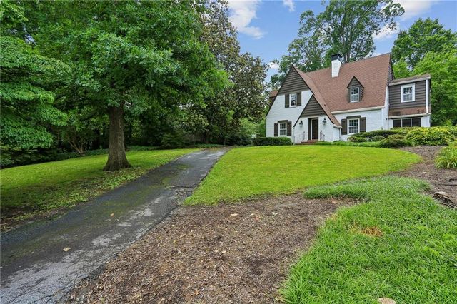 3648 Kingsboro Road NE, Atlanta, GA 30319