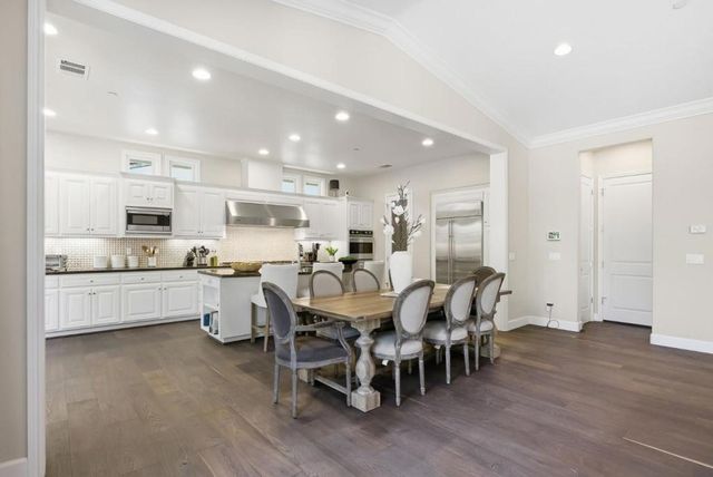 170 Levin Avenue, Mountain View, CA 94040