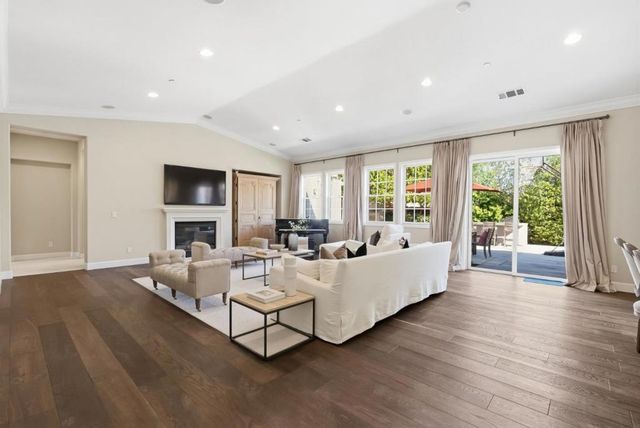 170 Levin Avenue, Mountain View, CA 94040