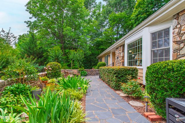 101 Dundalk Drive, Chapel Hill, NC 27517
