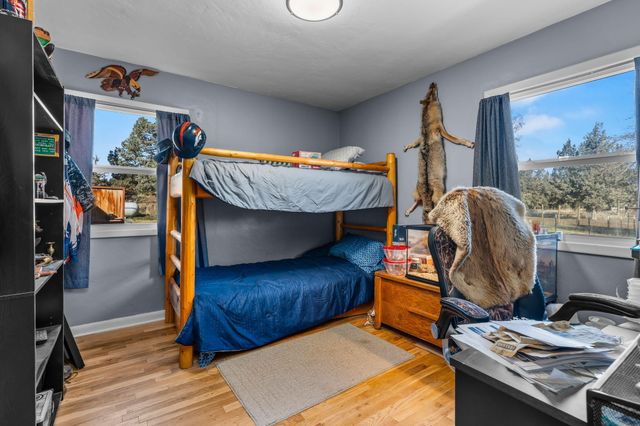 481 SW Helmholtz Way, Redmond, OR 97756