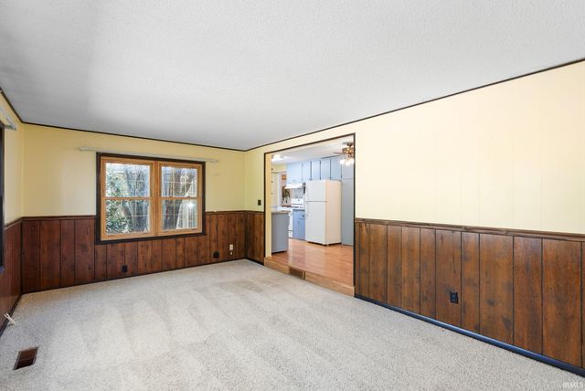 1309 Somerset Lane, Fort Wayne, IN 46805